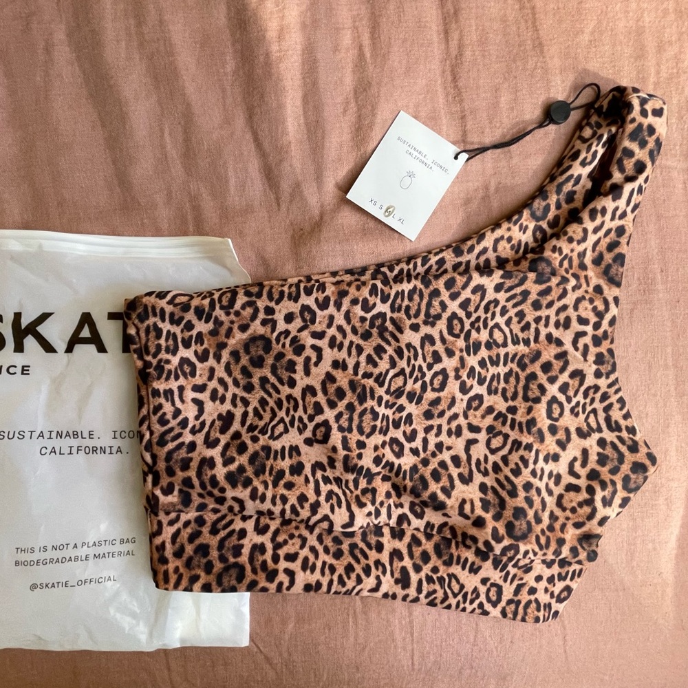 Skatie Ansley Sports Bra